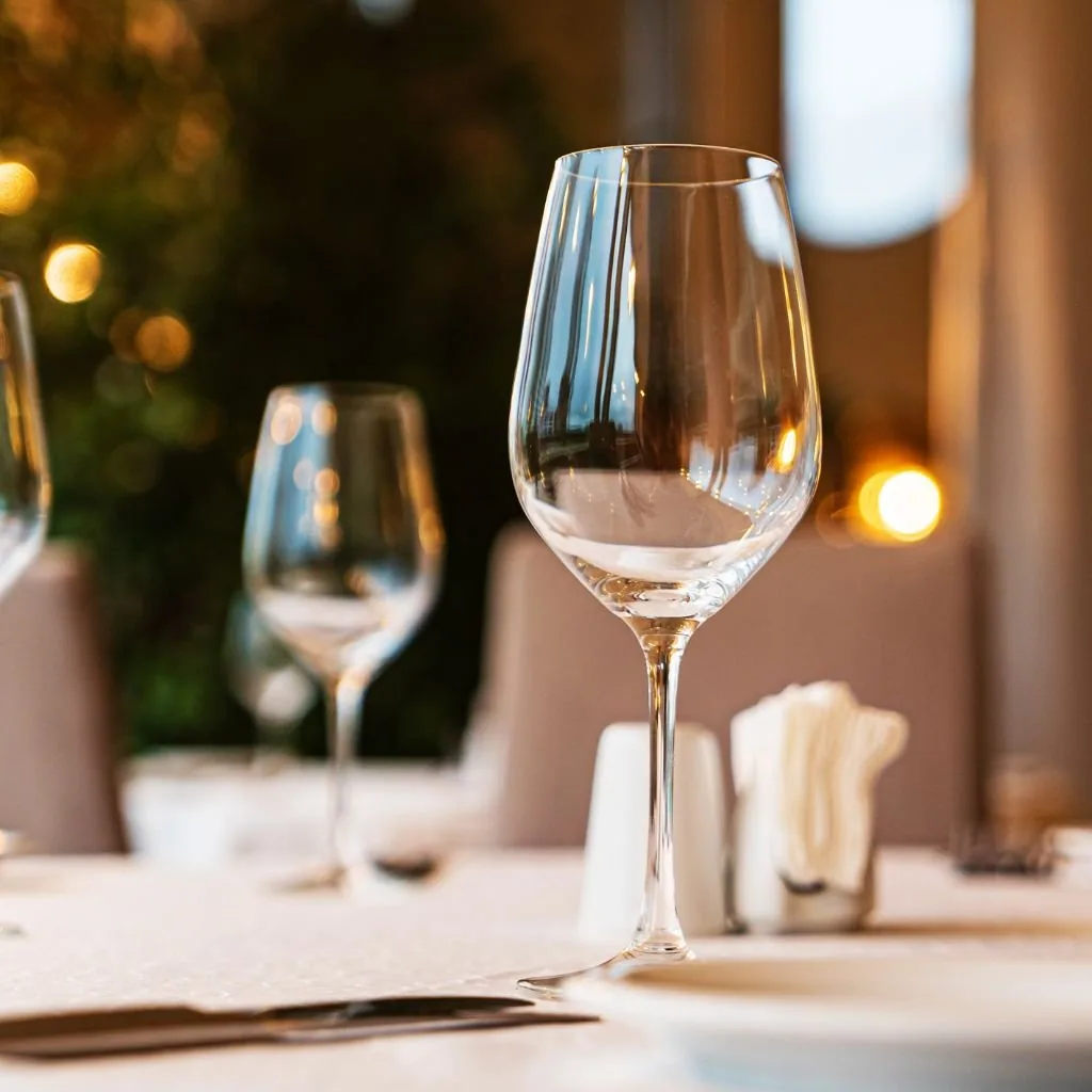 Caring for Handmade Glassware: A Professional Handling and Cleaning Review - Eukaglass Insights